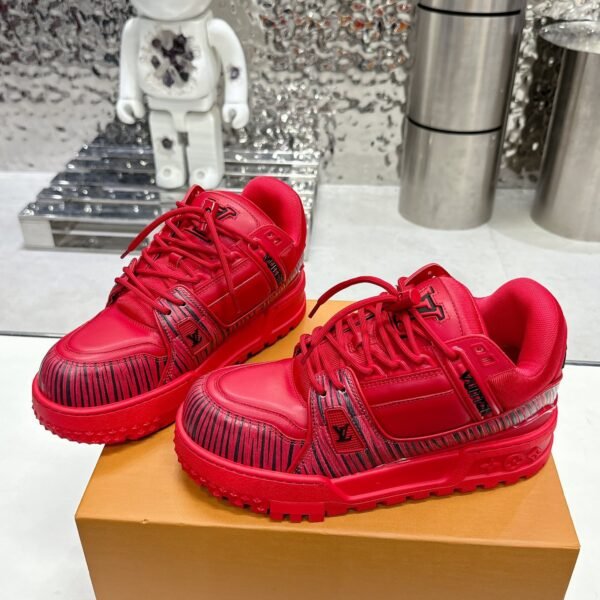 LOUIS VUITTON Trainer low-top lace-up stylish low-top sneakers for men and women