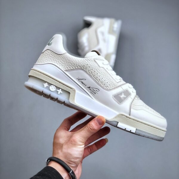 LOUIS VUITTON Trainer low-top lace-up stylish low-top sneakers for men and women