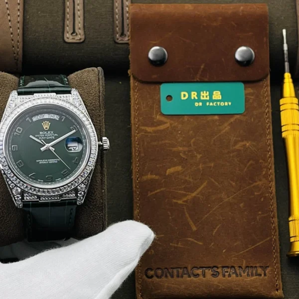 Rolex crocodile strap watch Diameter: 40 mm