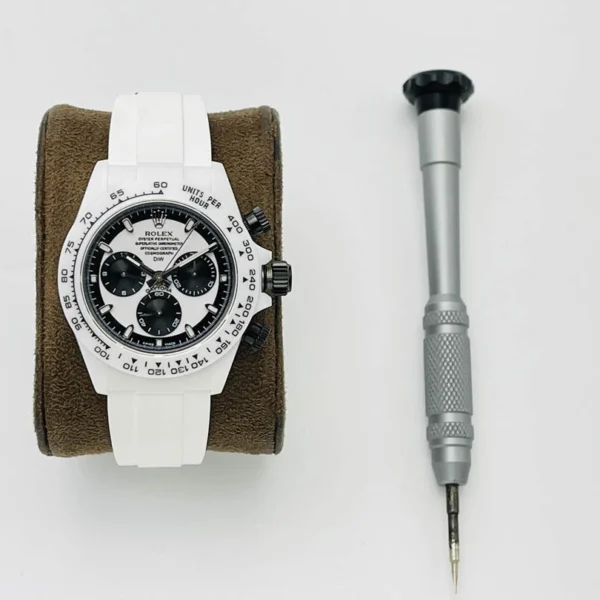 Rolex Daytona Size: 40*13.5mm