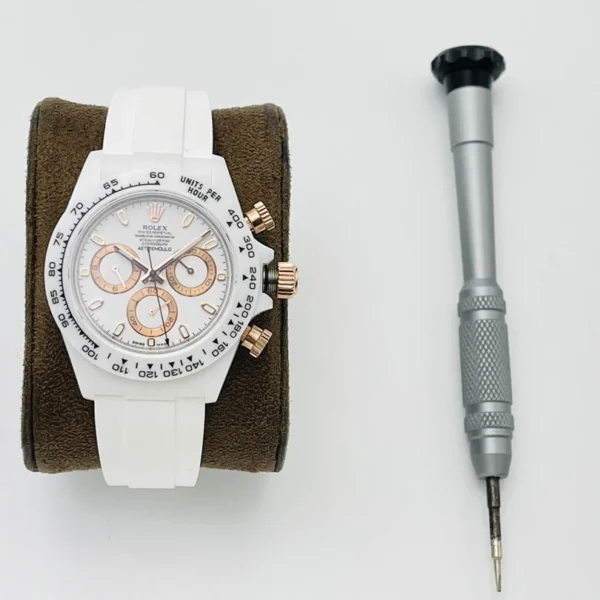 Rolex Daytona Size: 40*13.5mm